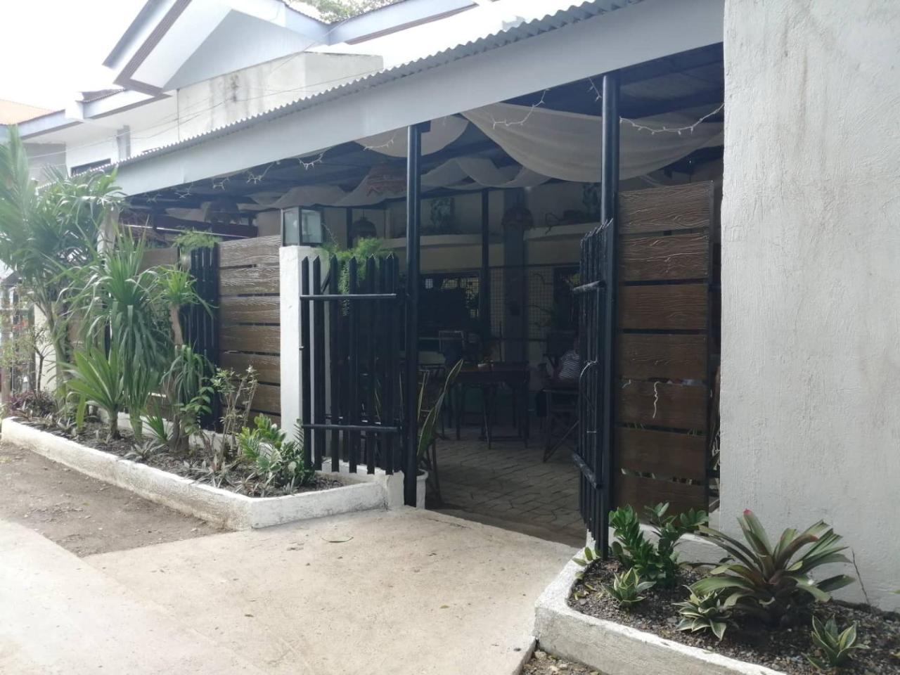 Cozy Inn Mactan Lapu-Lapu City Exterior photo